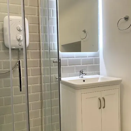 Hidden Hills - Private