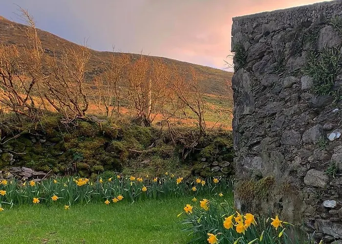 Hidden Hills - Private