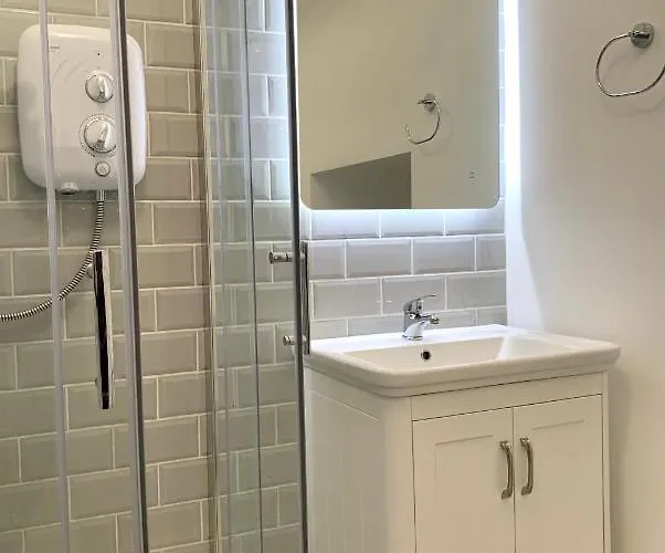 Hidden Hills - Private