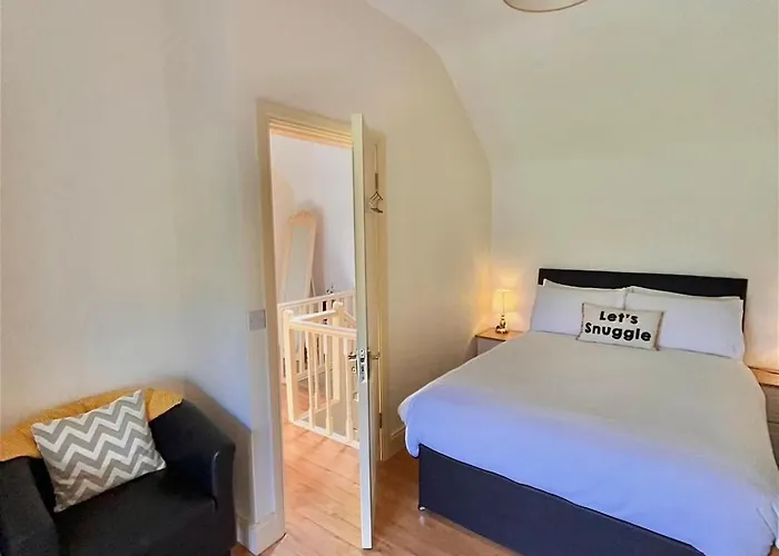 Hidden Hills - Private Waterville